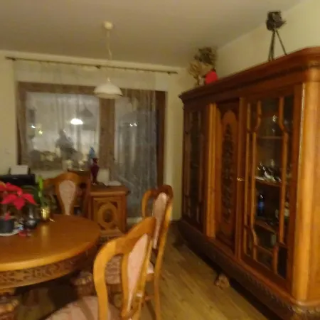 W Centrum, Garaz I Jakuzzi W Cenie Apartment Breslau